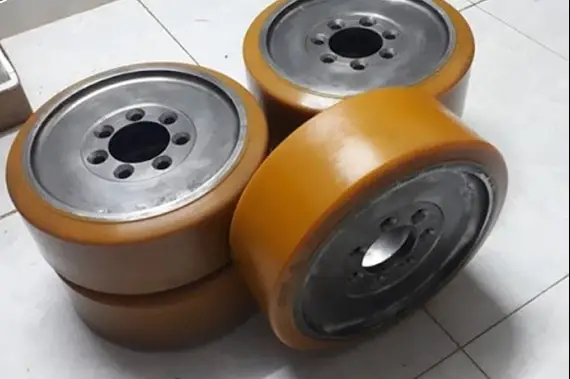 Bánh xe nâng điện - Tối ưu hóa vận chuyển và an toàn kho