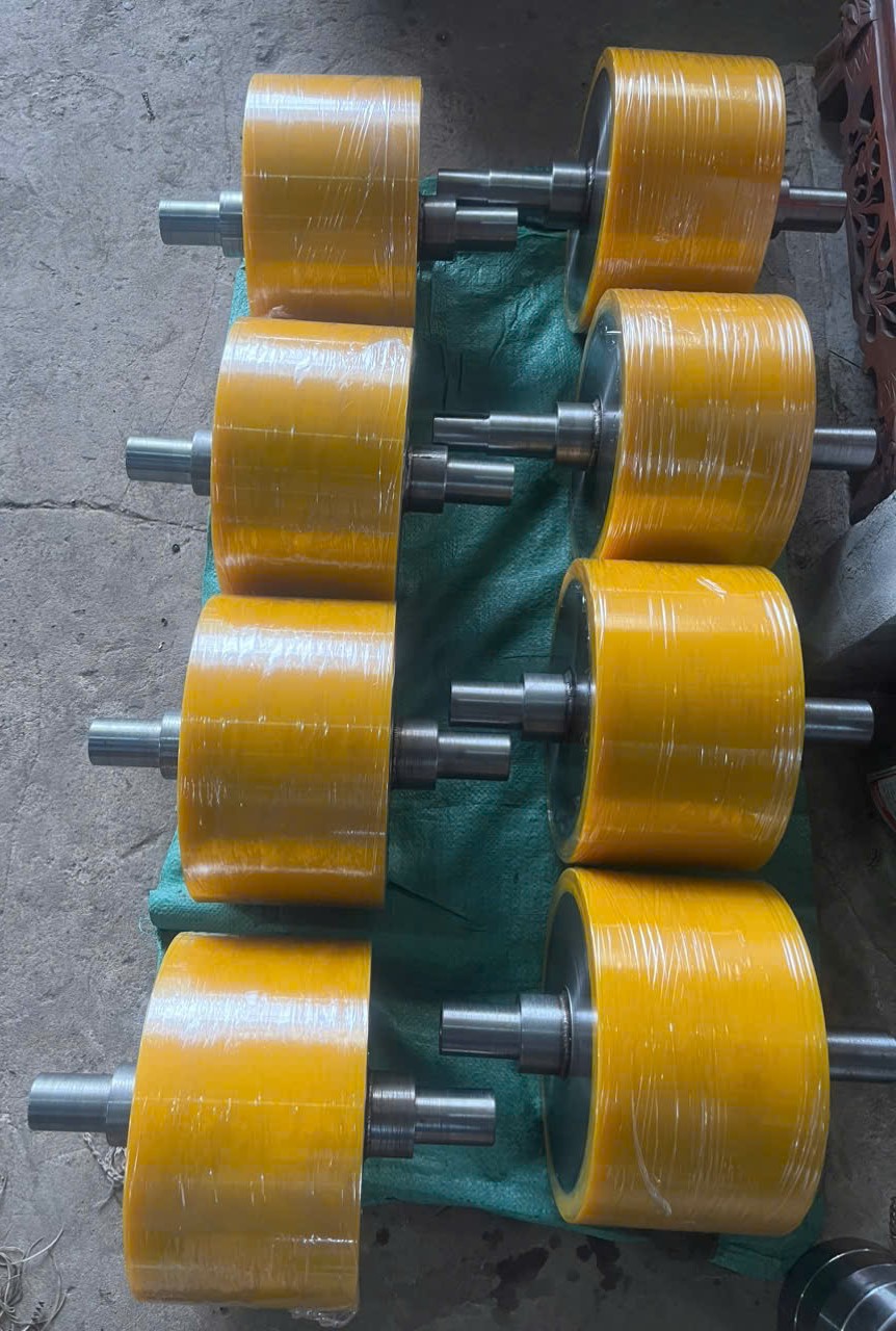 Sản xuất Con Lăn hàn ống