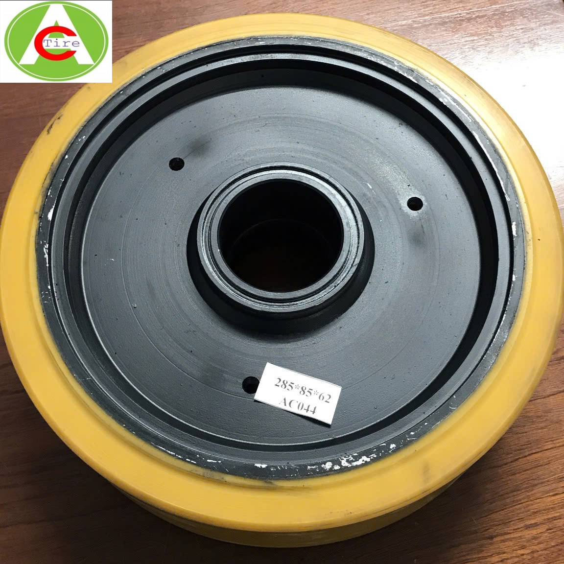 Bánh lái xe linde 285x85x62