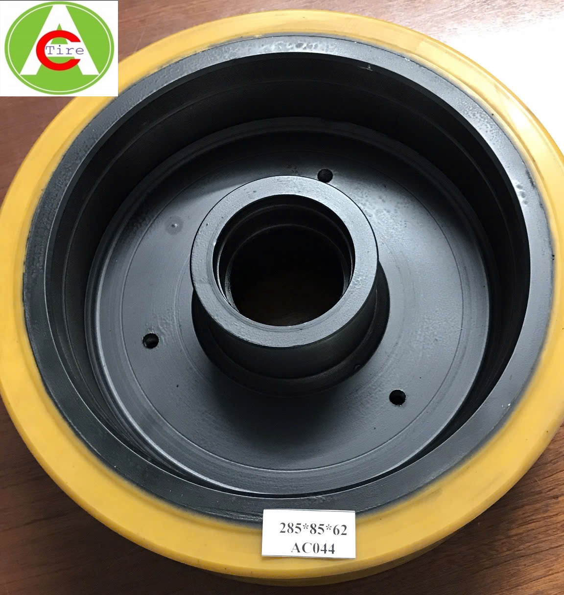 Bánh lái xe linde 285x85x62 - Ảnh 3