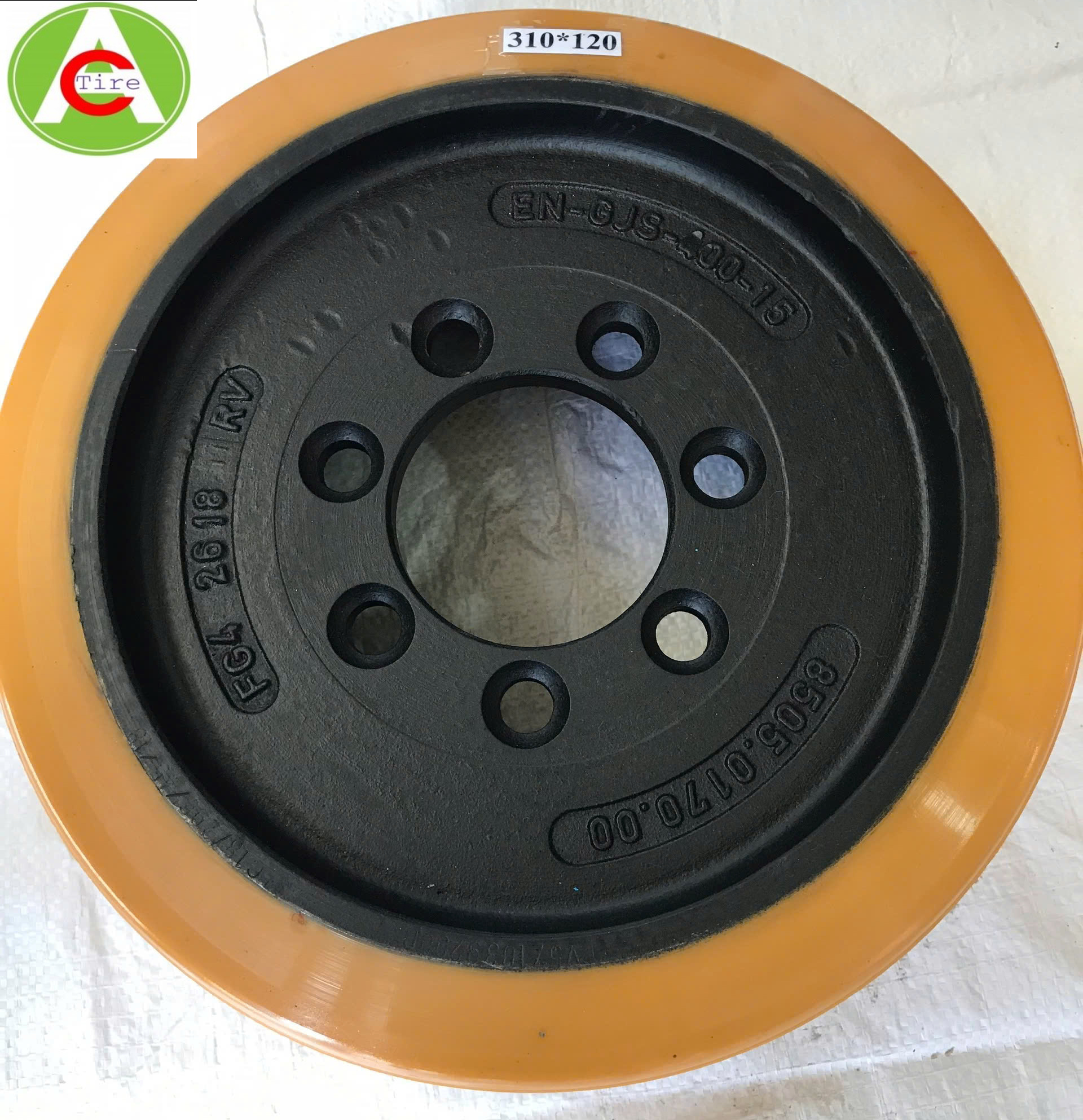 Bánh tải xe linde 310x120x80