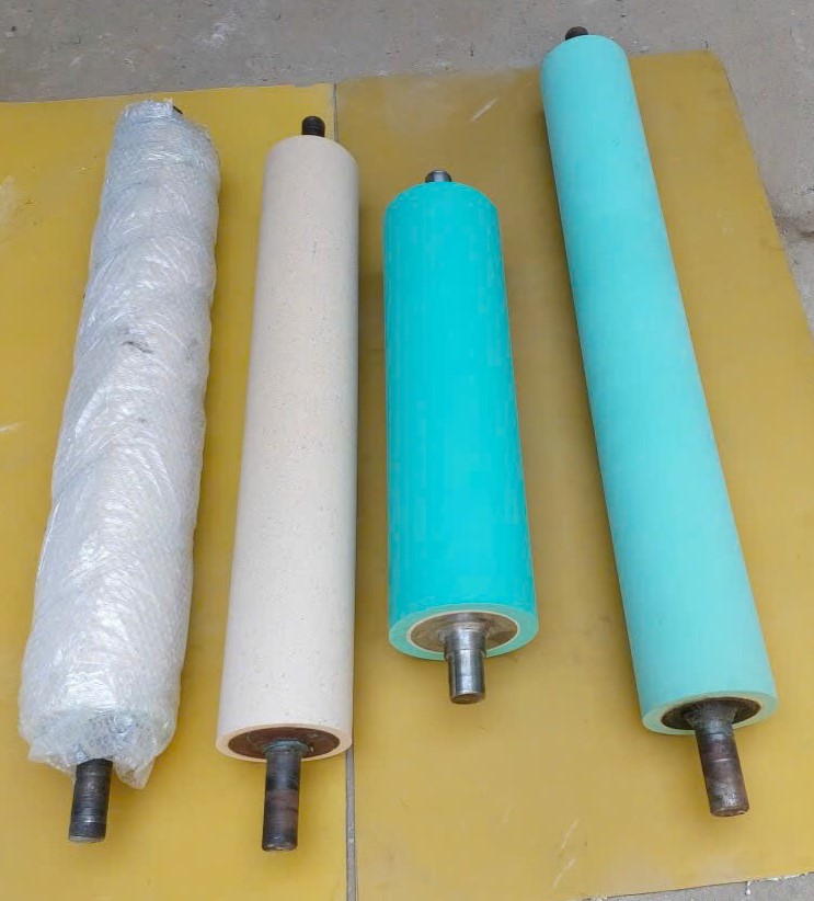 Trục rulo cao su